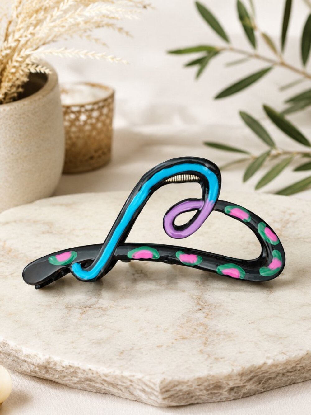 Heart Shaped Claw Hair Clip Colorful Statement Hair Accessory
